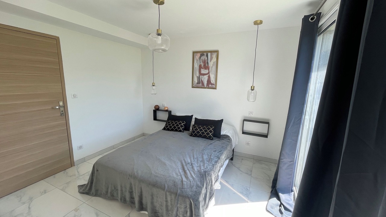 Photo of Bedroom in Residences du Golfe de Lava