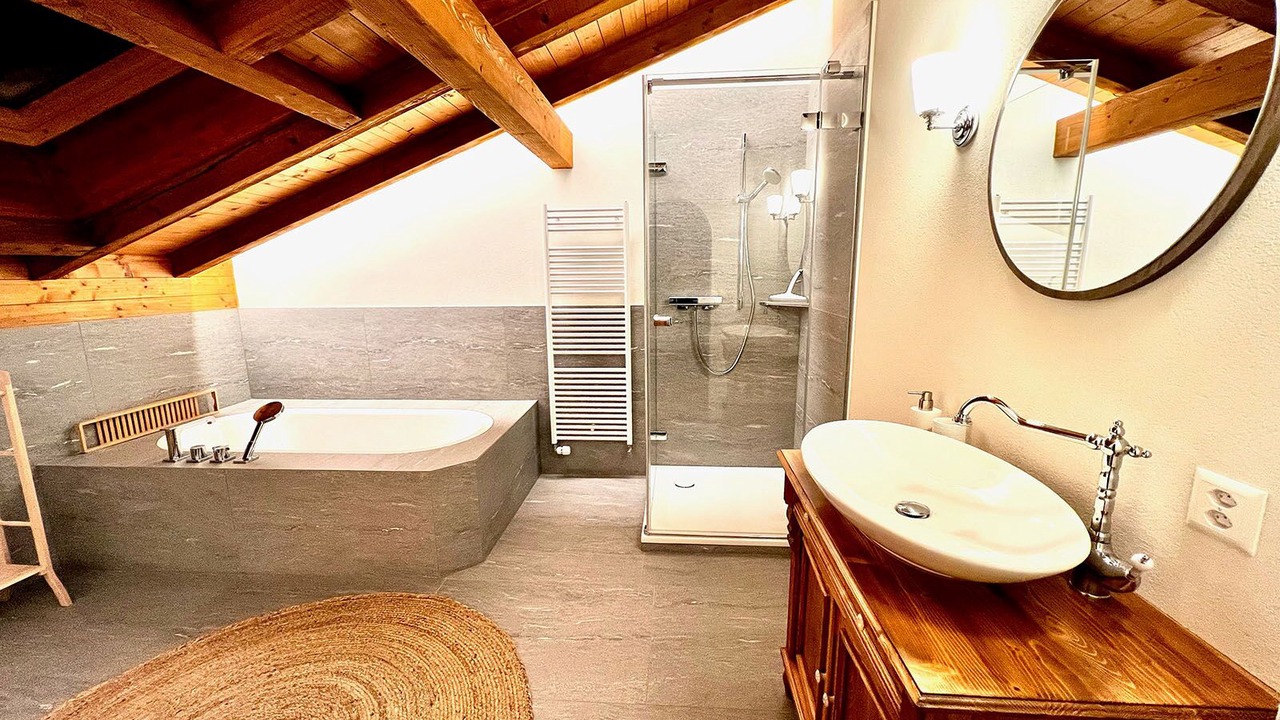 Photo of Bathroom in Mitloedi
