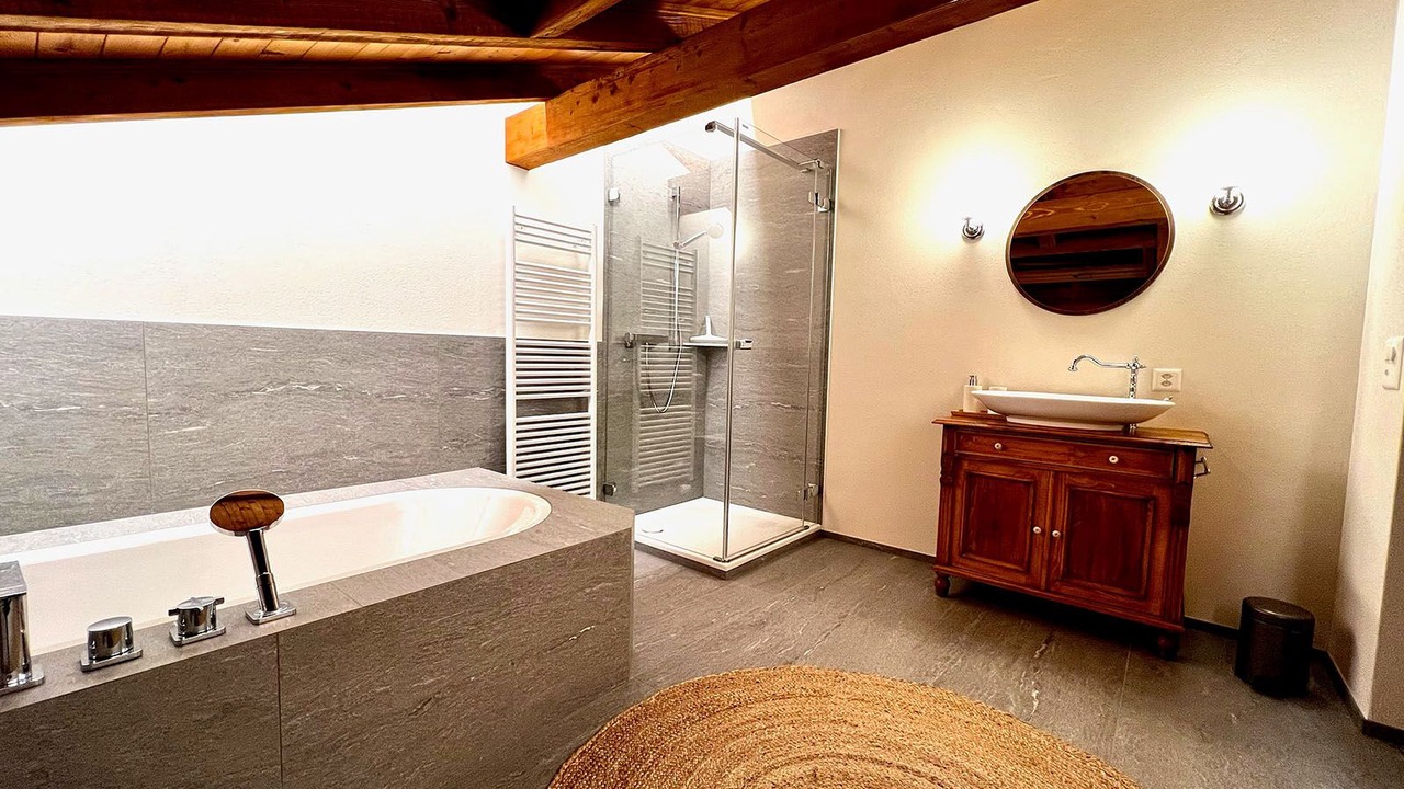 Photo of Bathroom in Mitloedi