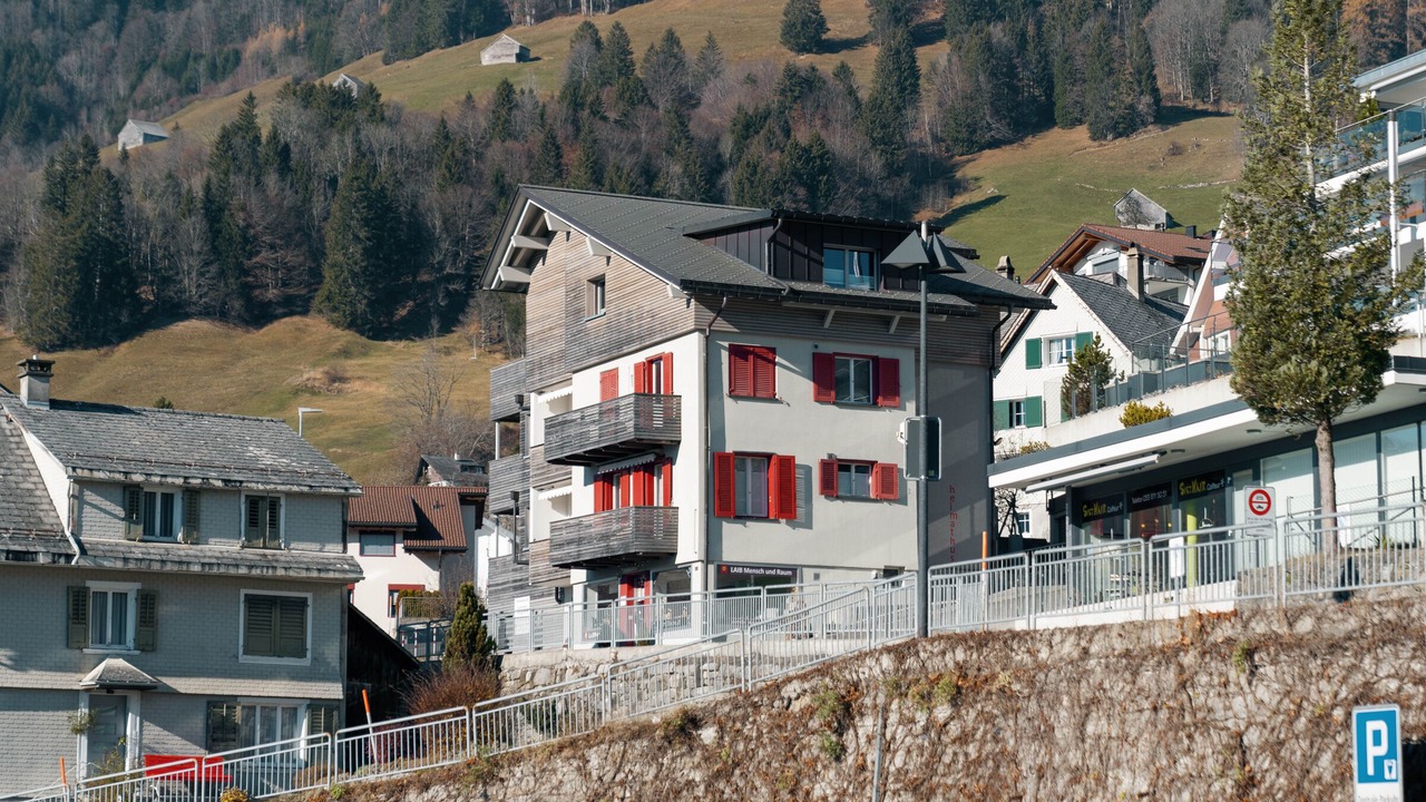 Photo of Others in Amden