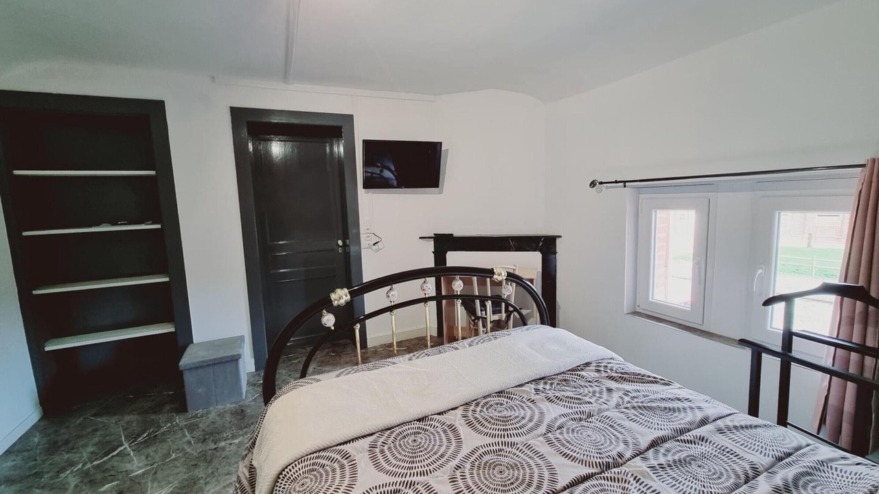 Photo of Bedroom in Sains-du-Nord