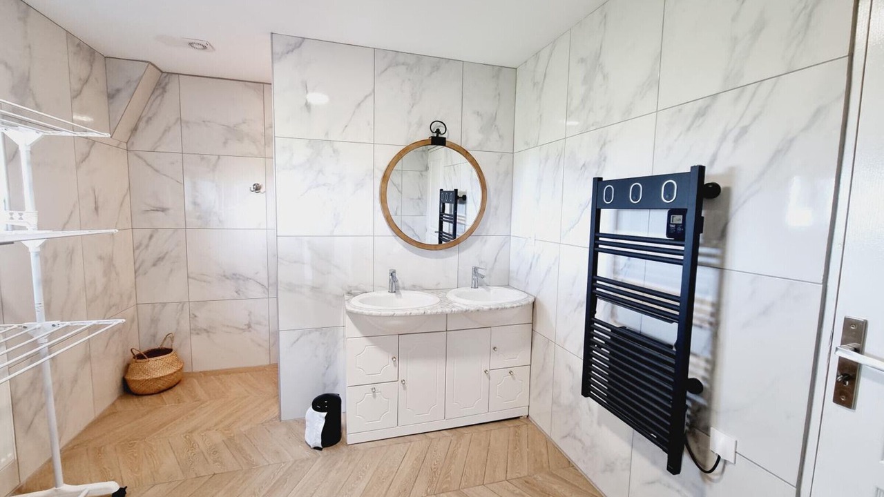 Photo of Bathroom in Sains-du-Nord