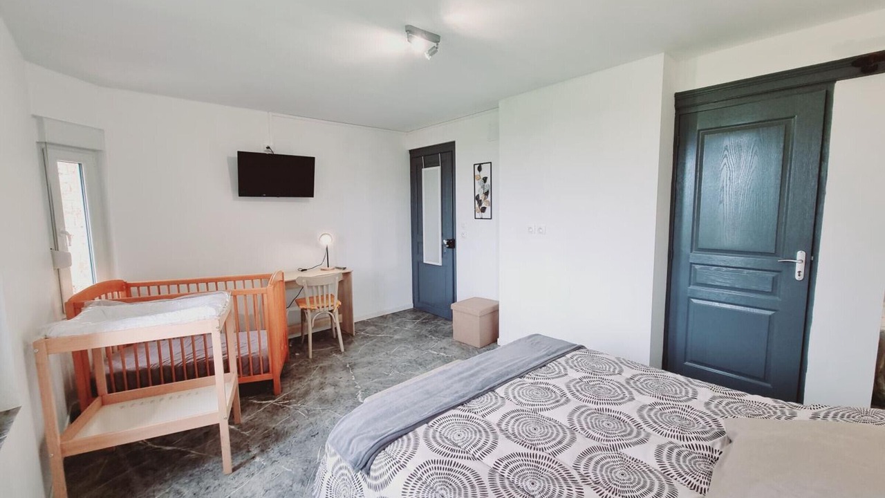 Photo of Bedroom in Sains-du-Nord