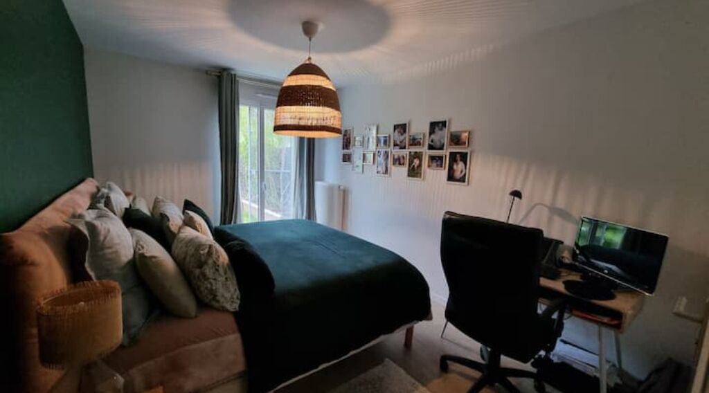 Photo of Bedroom in Louveciennes