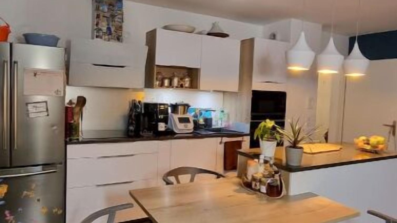 Photo of Kitchen in Louveciennes