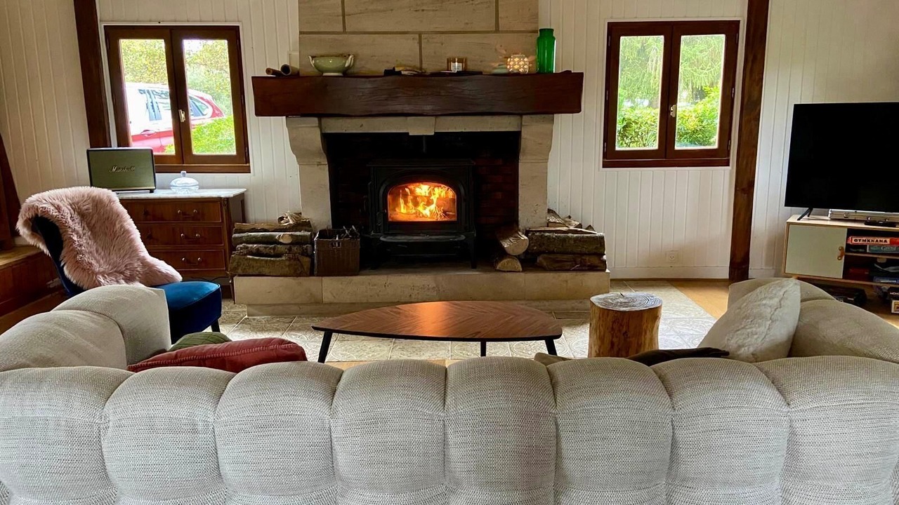 Photo of Livingroom in Saint-Sauveur-les-Bray