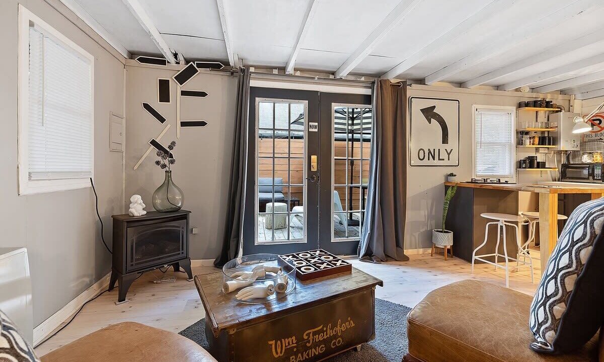 Photo of Livingroom in Pocono Pines