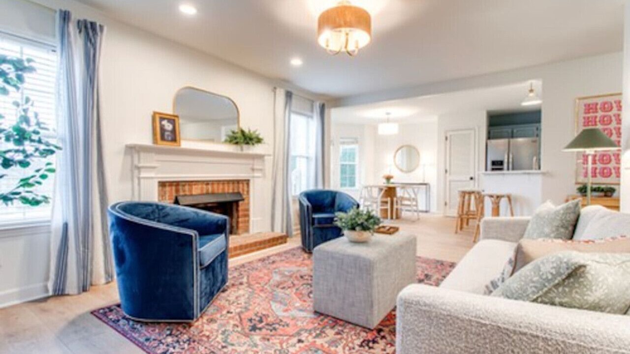 Photo of Livingroom in Thompson's Station