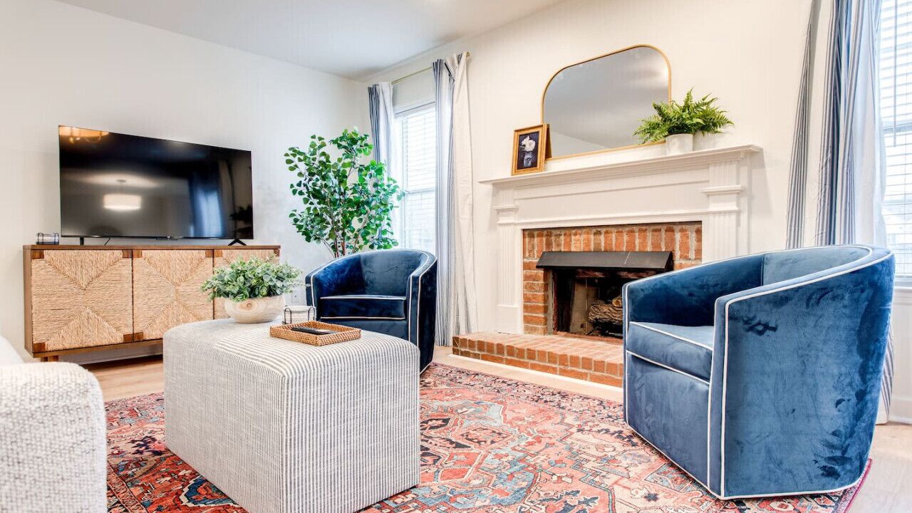 Photo of Livingroom in Thompson's Station