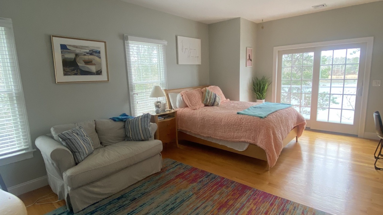 Photo of Bedroom in Summersea