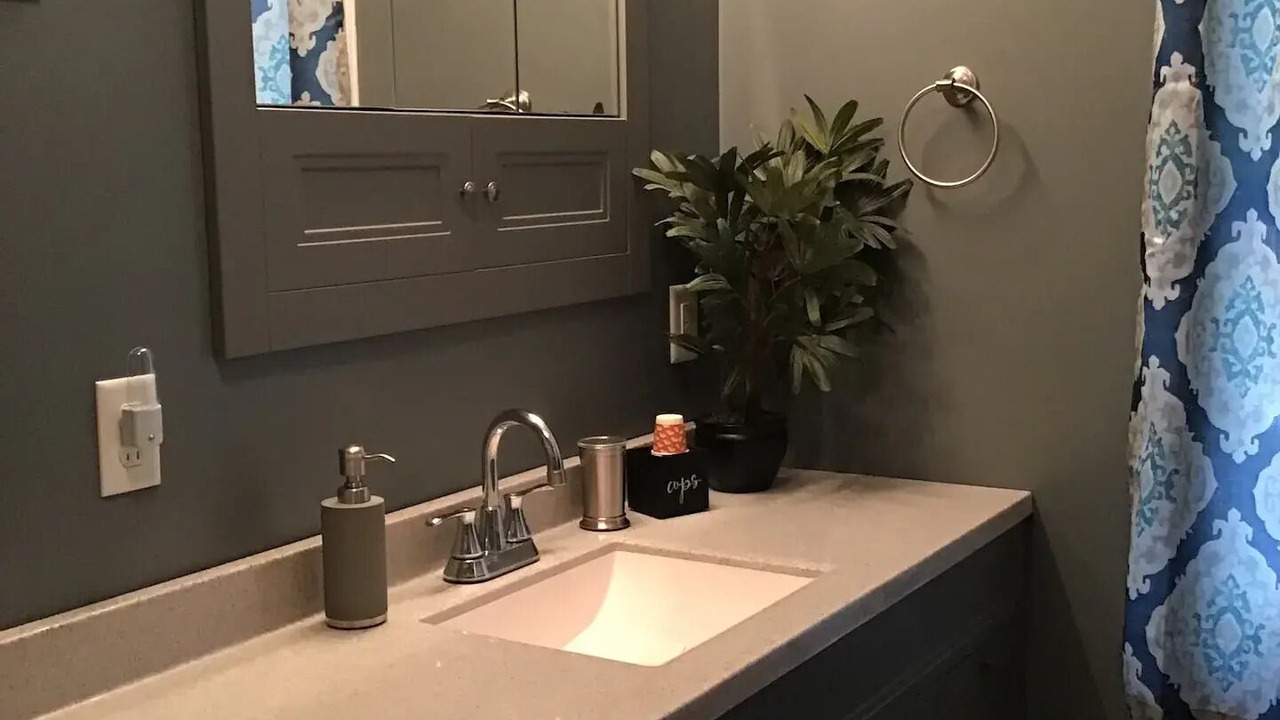 Photo of Bathroom in Thayer