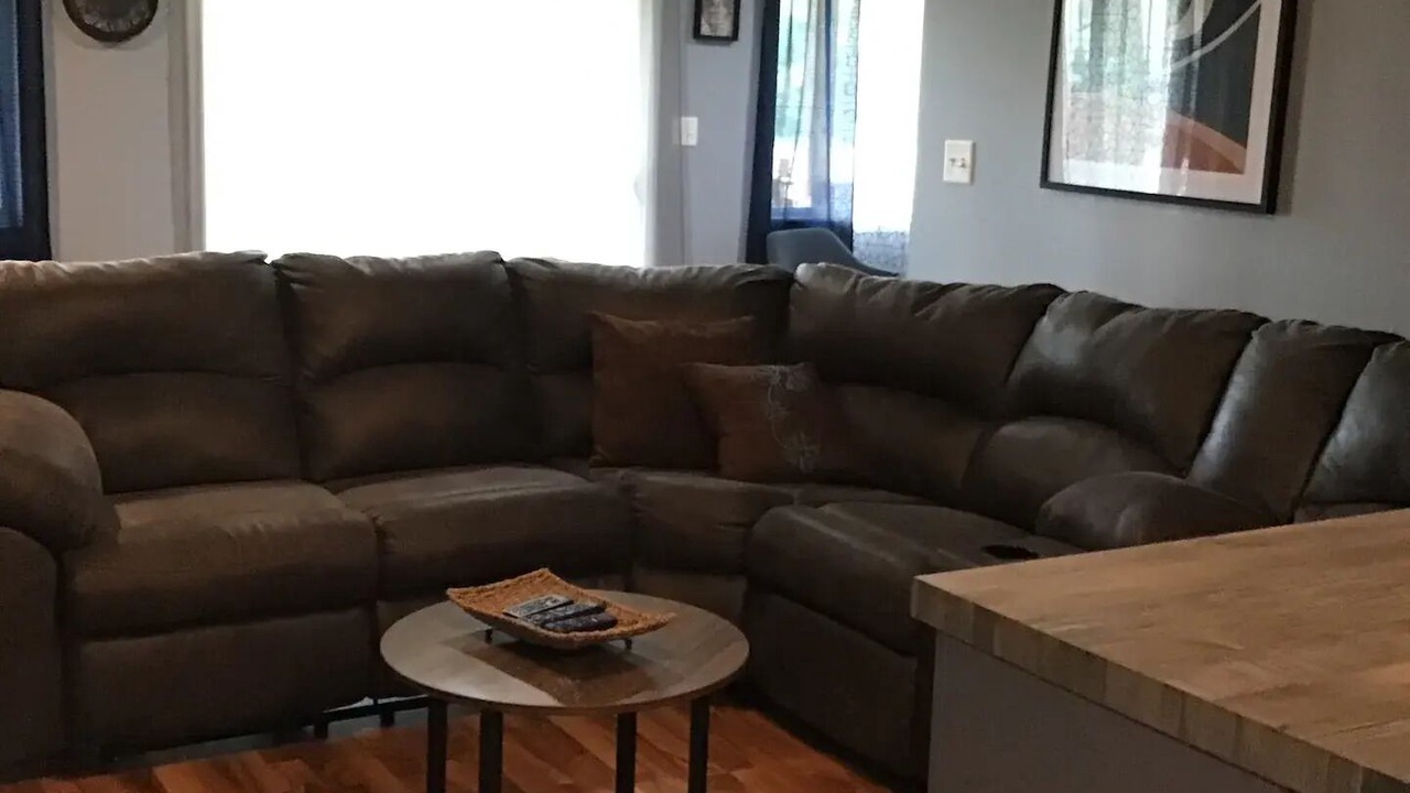 Photo of Livingroom in Thayer