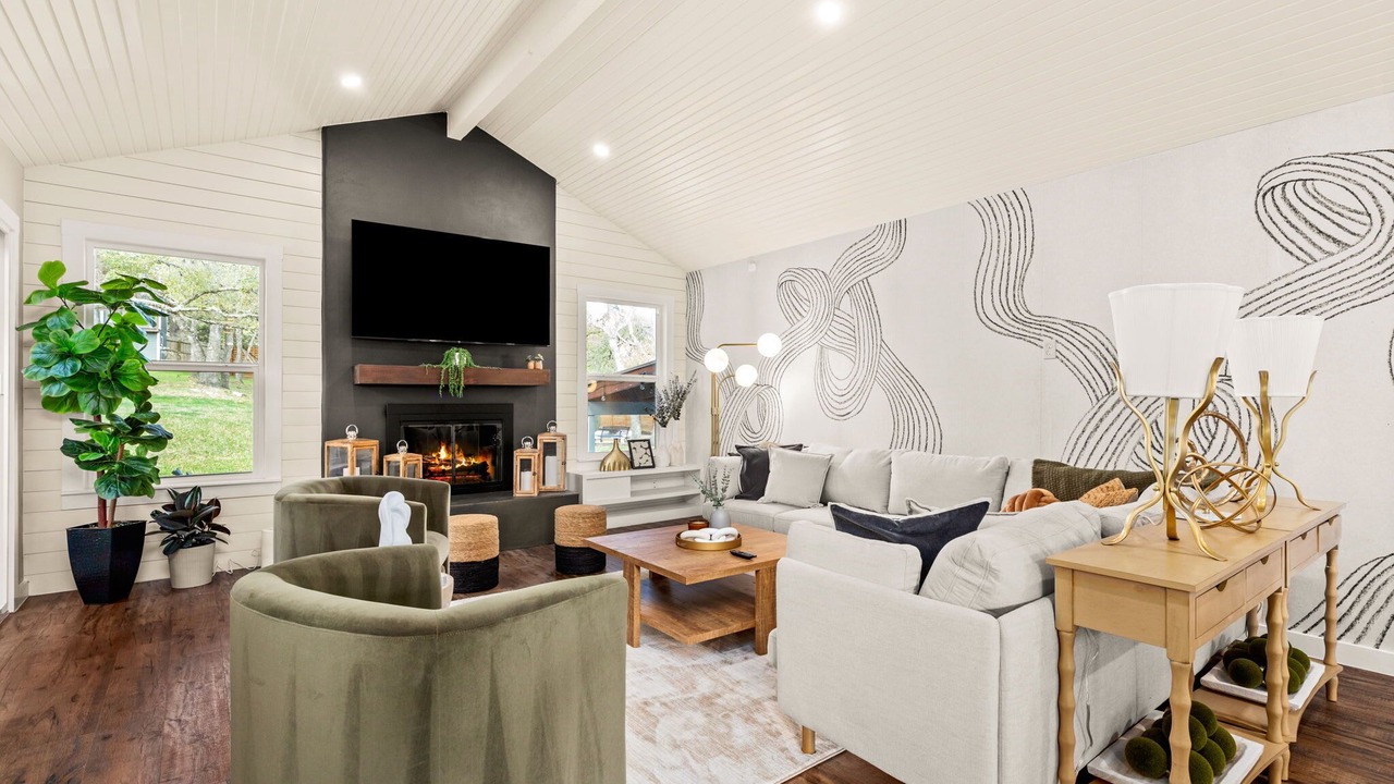 Photo of Bedroom in West Oak Hill