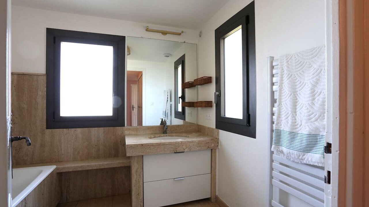 Photo of Bathroom in Assas