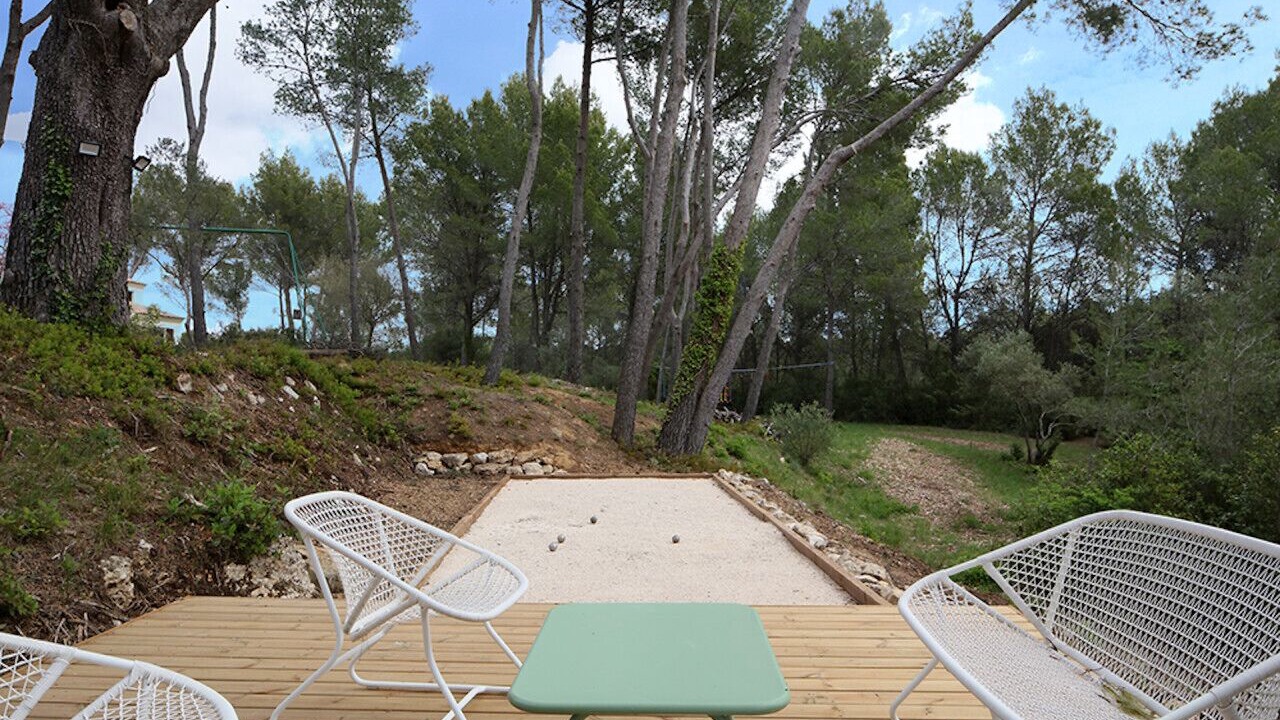 Photo of Outdoor in Assas