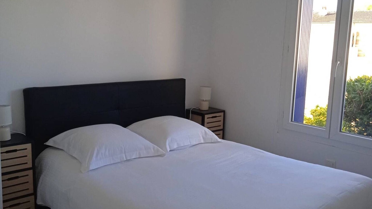 Photo of Bedroom in Saint-Michel-en-l'Herm