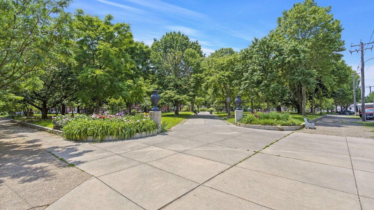 Photo of Outdoor in Pennsport