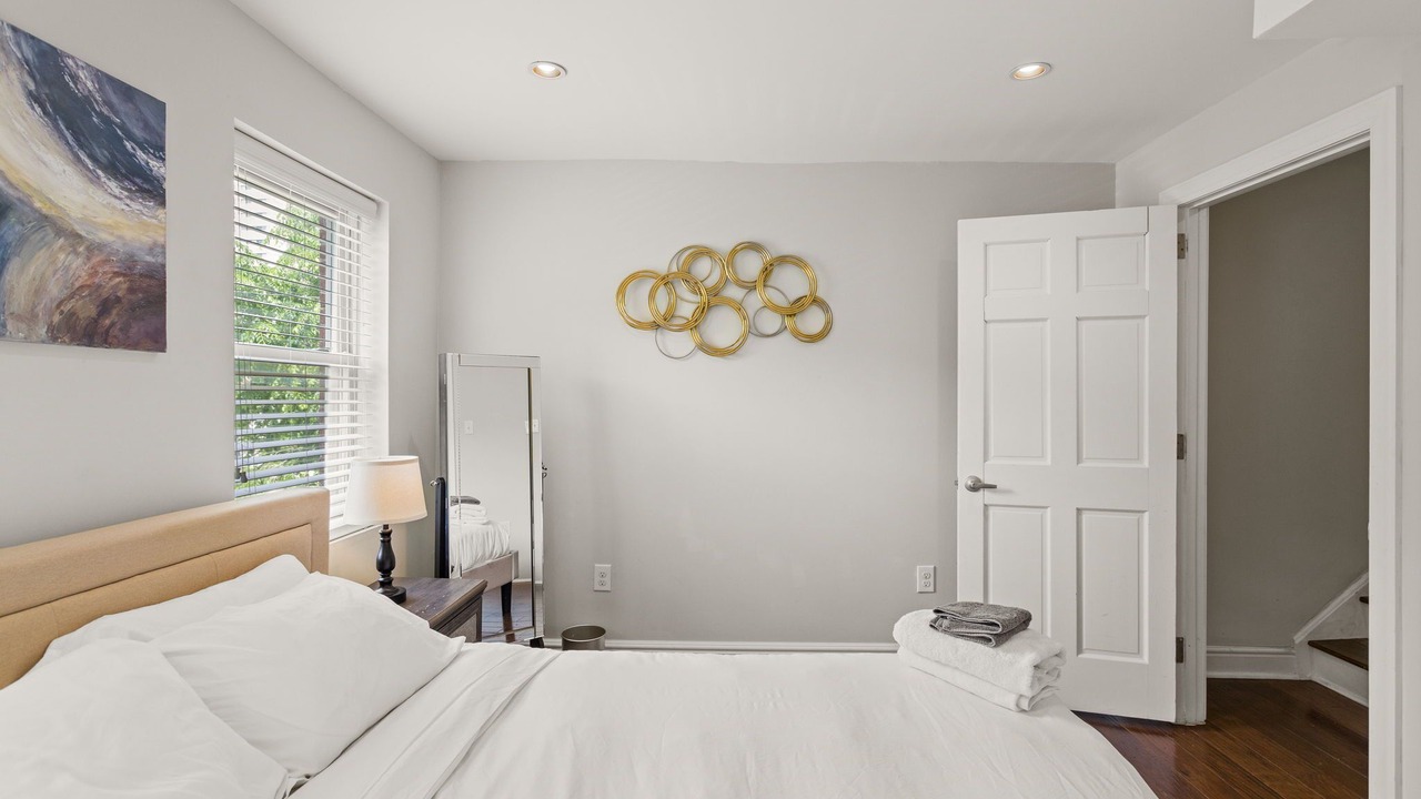 Photo of Bedroom in Pennsport
