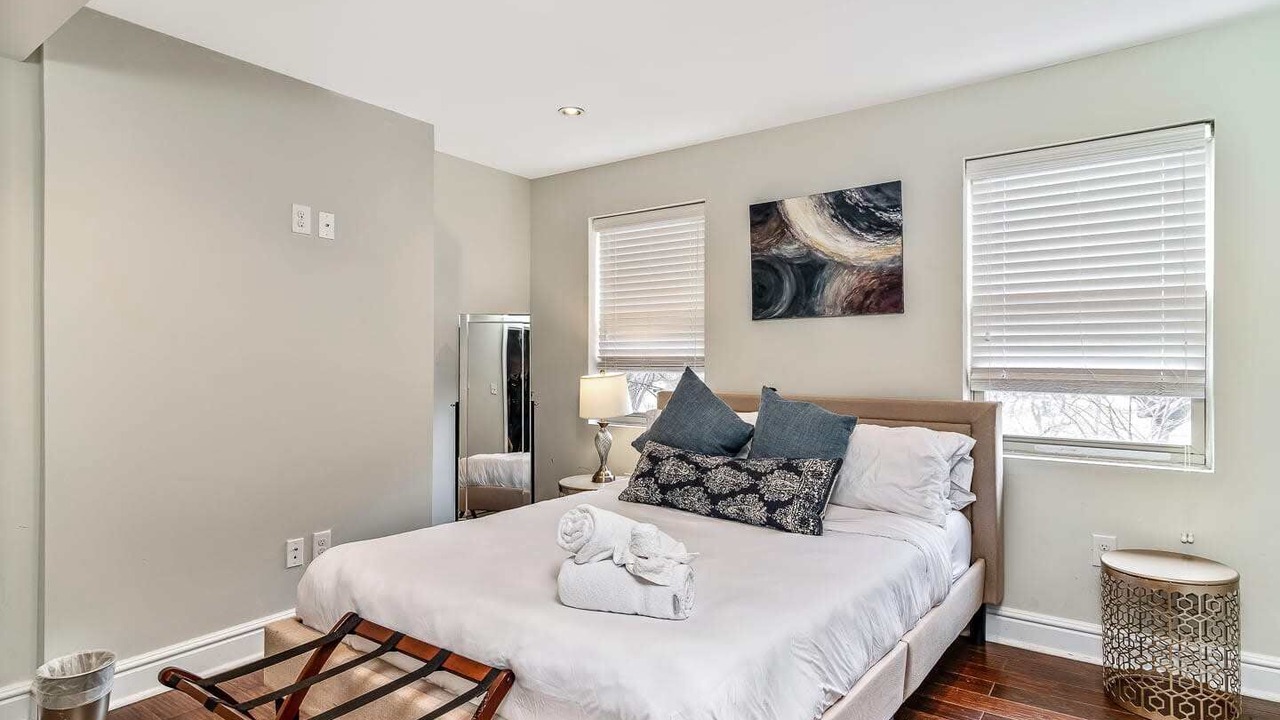 Photo of Bedroom in Pennsport