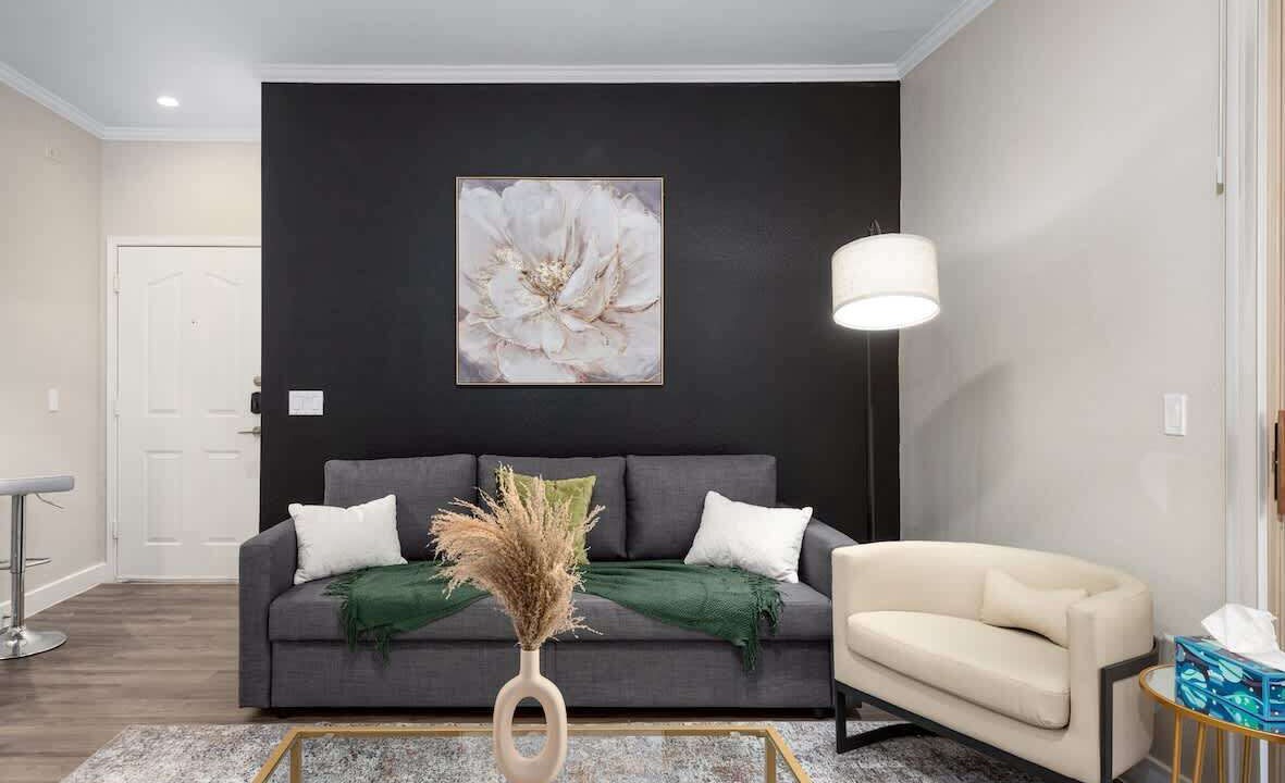 Photo of Livingroom in McDowell Mountain Apartments