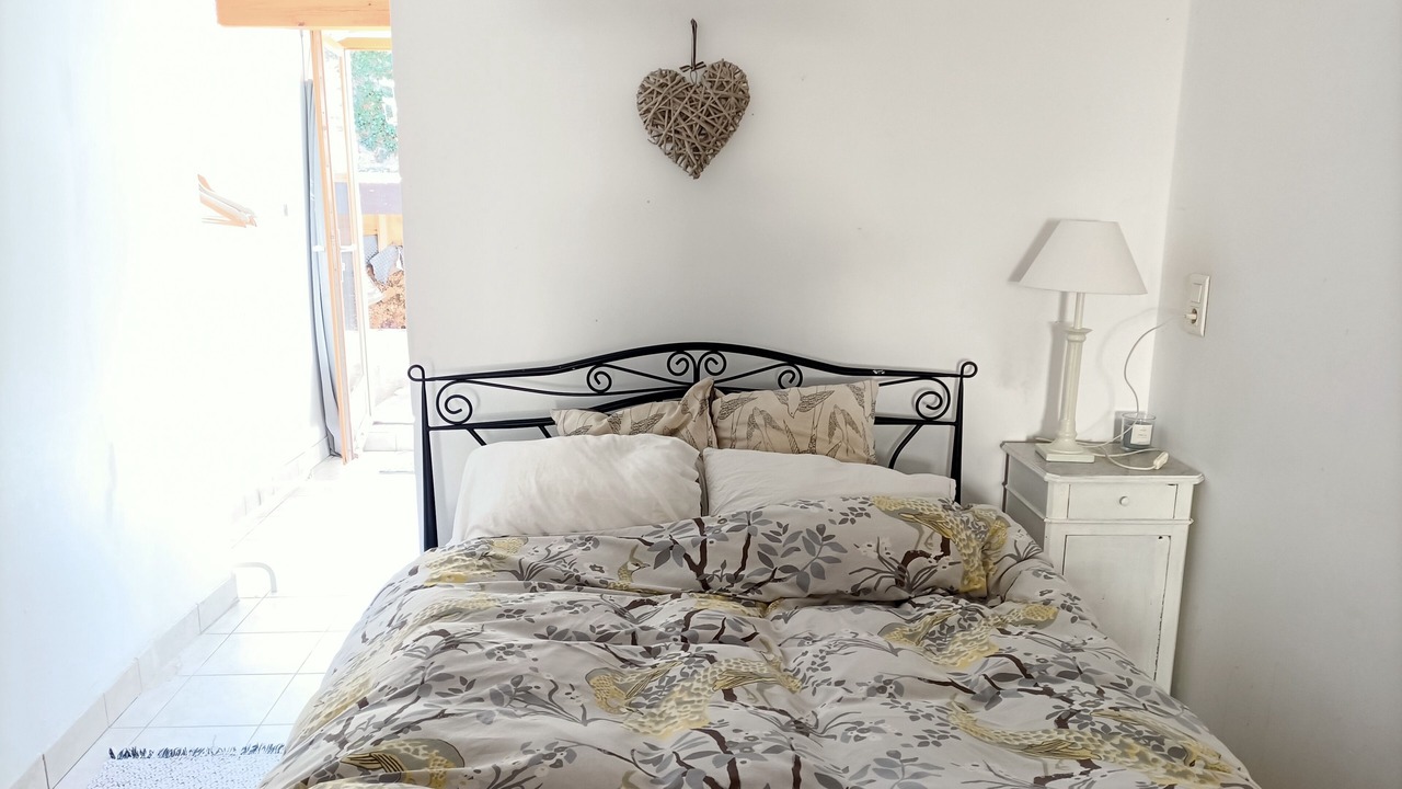 Photo of Bedroom in Gabian