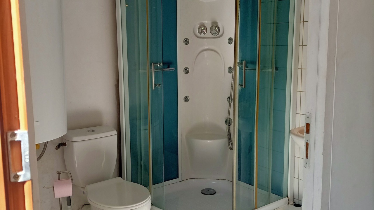 Photo of Bathroom in Gabian