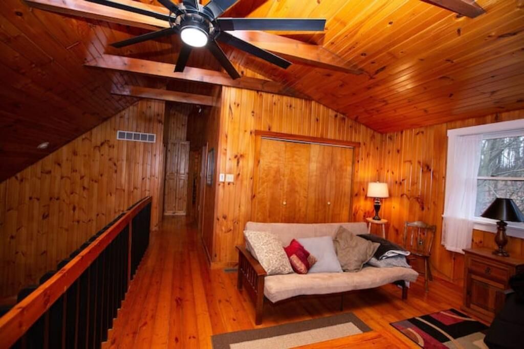 Photo of Livingroom in Slippery Rock
