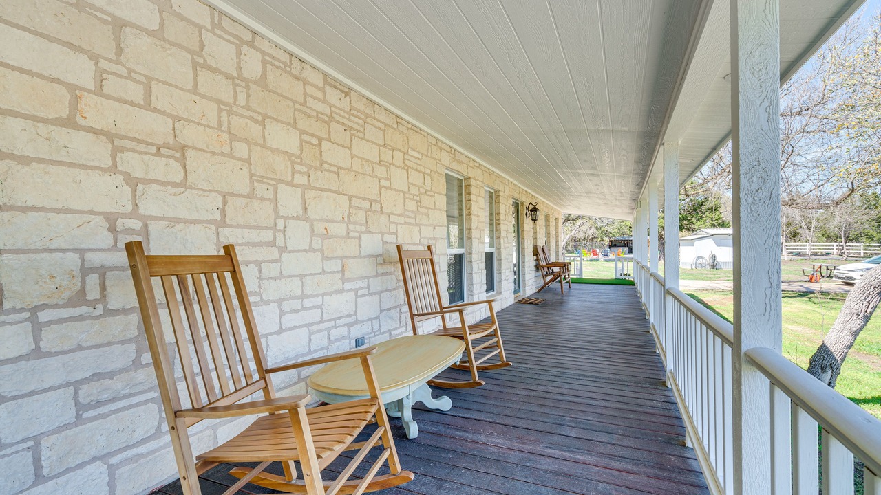 Photo of Outdoor in Oatmeal