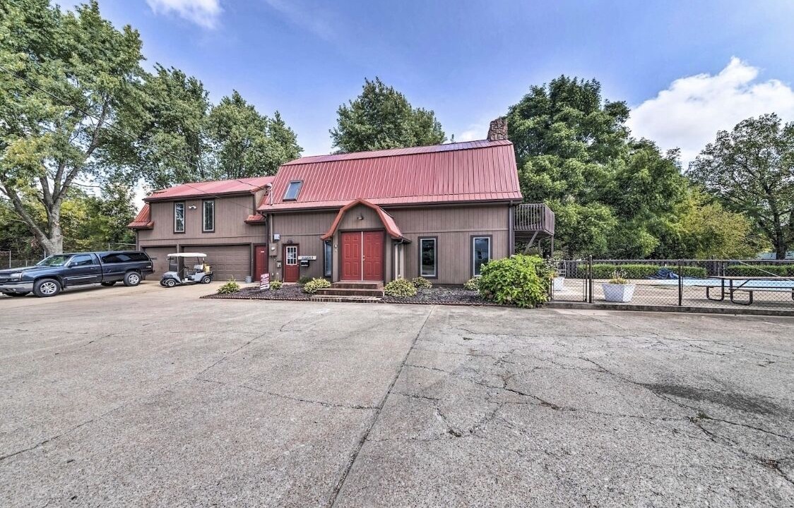 Photo of Outdoor in Farmington
