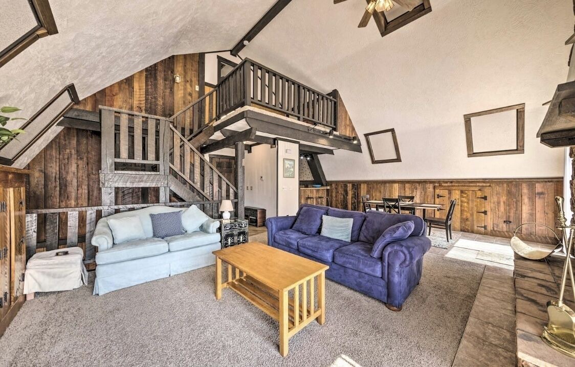 Photo of Livingroom in Farmington