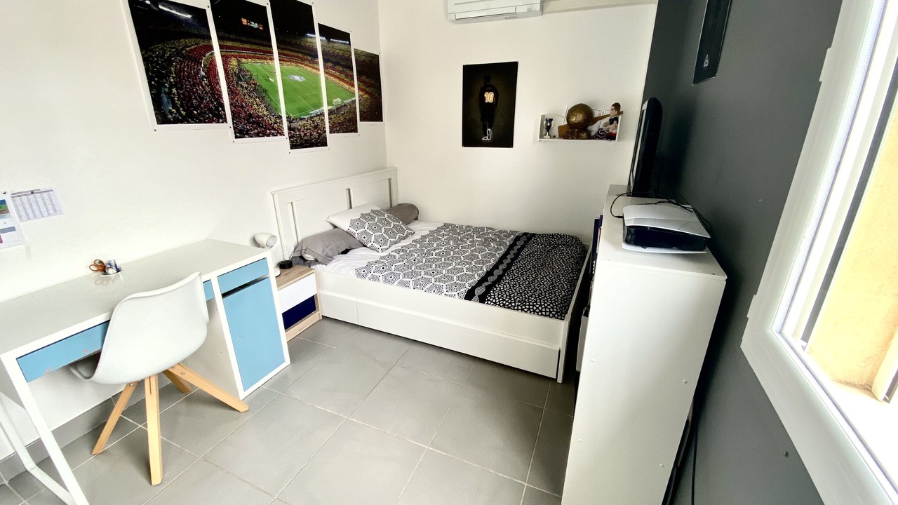 Photo of Bedroom in Cournonsec