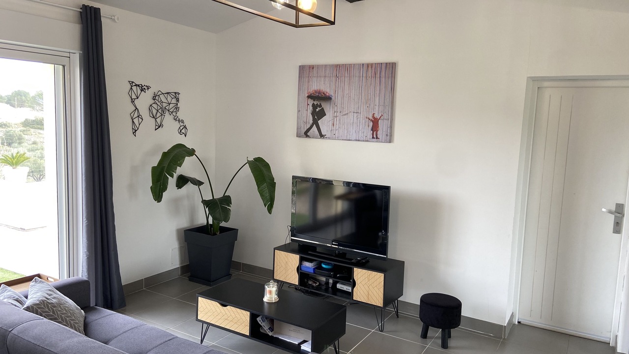 Photo of Livingroom in Cournonsec