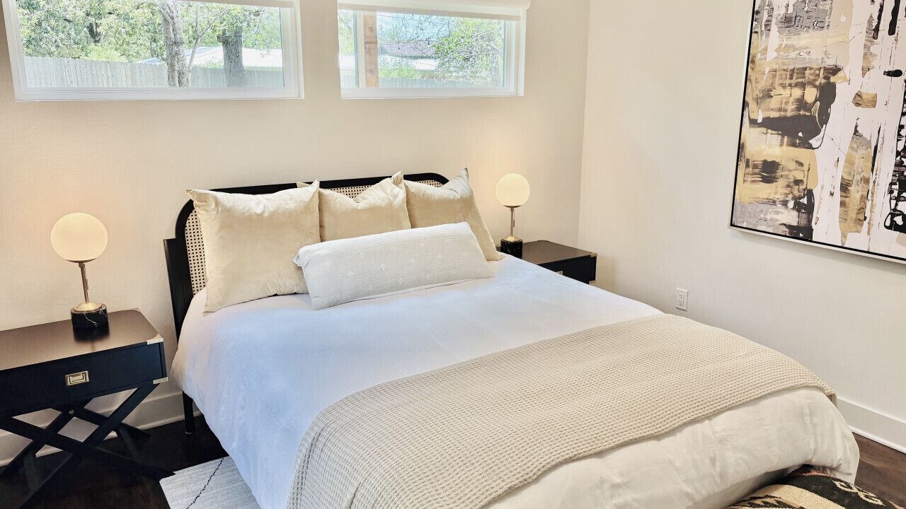 Photo of Bedroom in North Oakwood