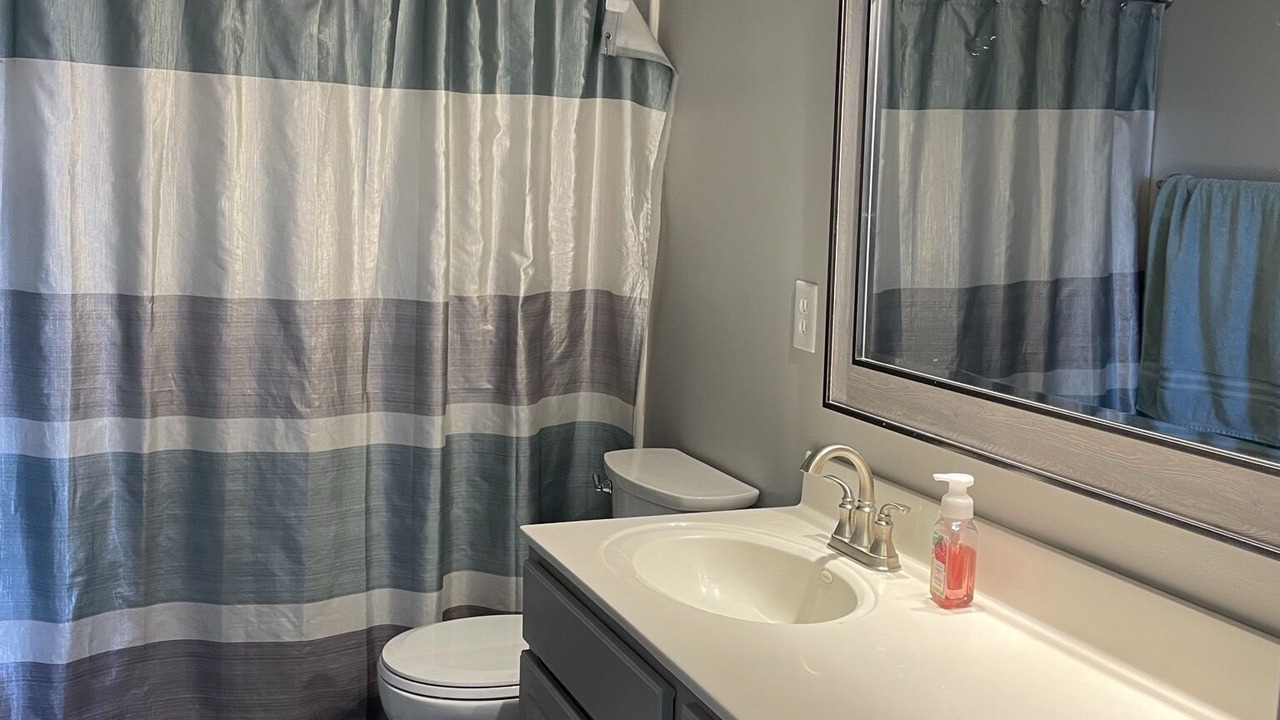Photo of Bathroom in Camdenton