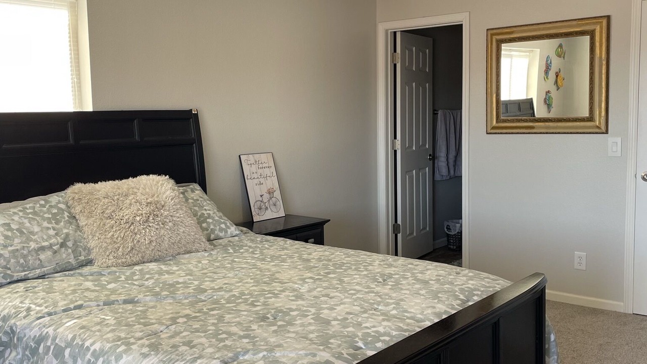 Photo of Bedroom in Camdenton