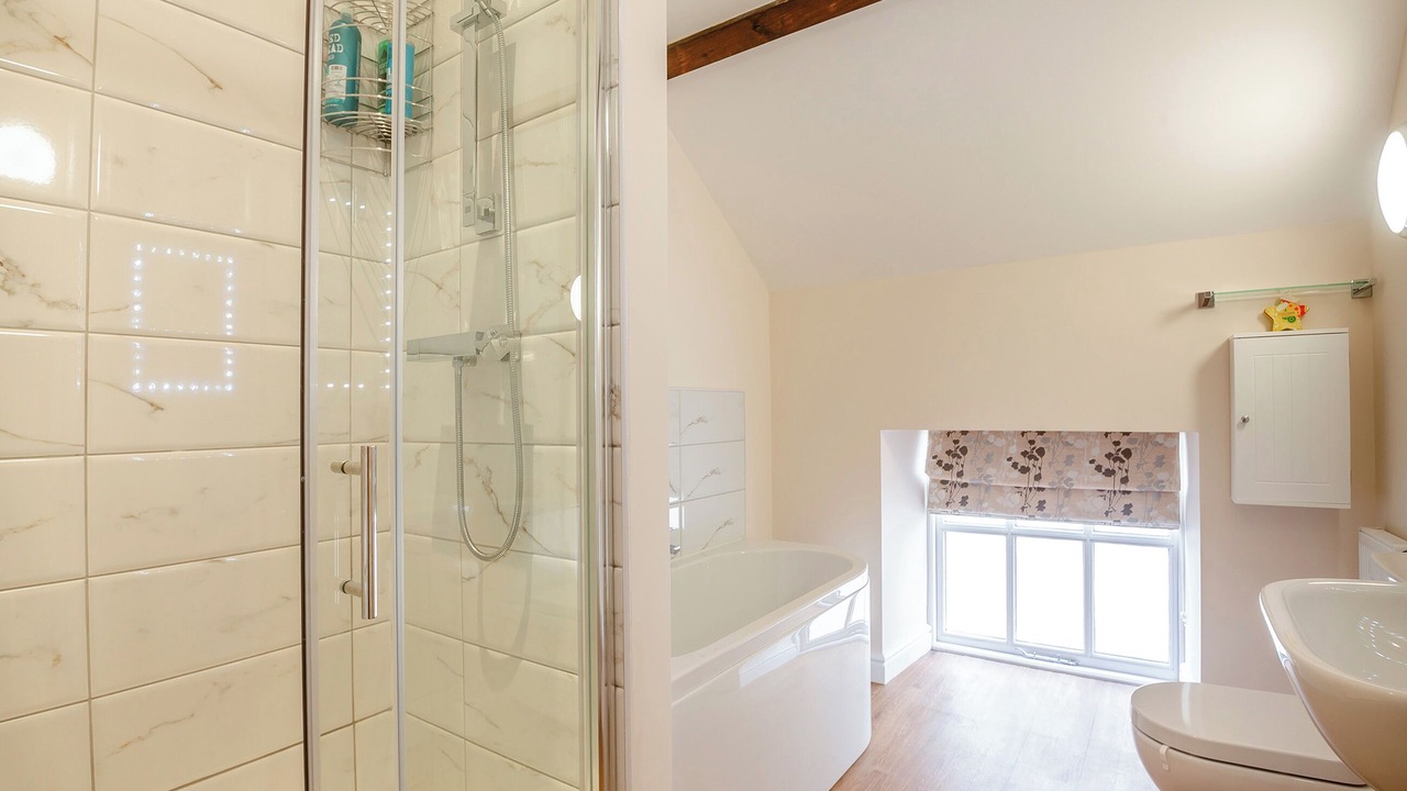 Photo of Bathroom in Rhyd-y-foel