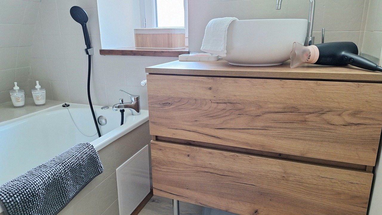 Photo of Bathroom in Saint-Georges-de-Levejac