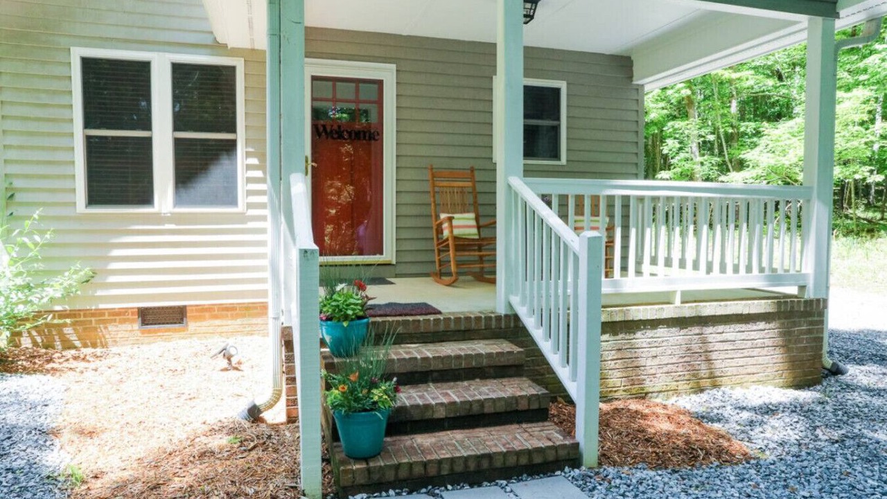 Photo of Patio Balcony in Peters Creek