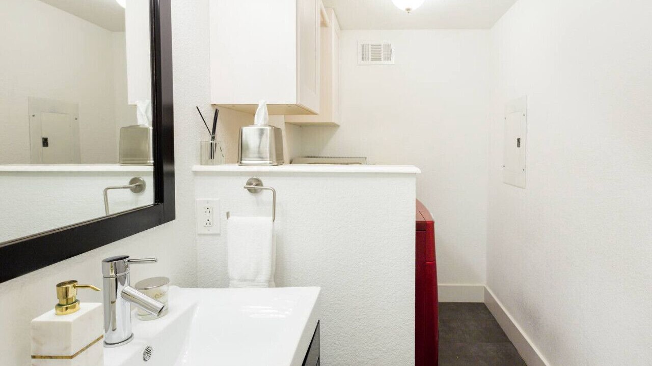 Photo of Bathroom in West End