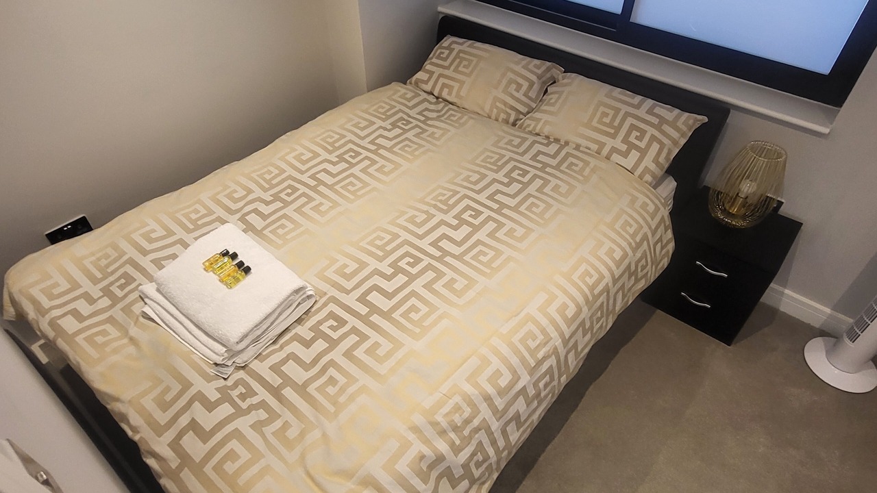 Photo of Bedroom in Reigate