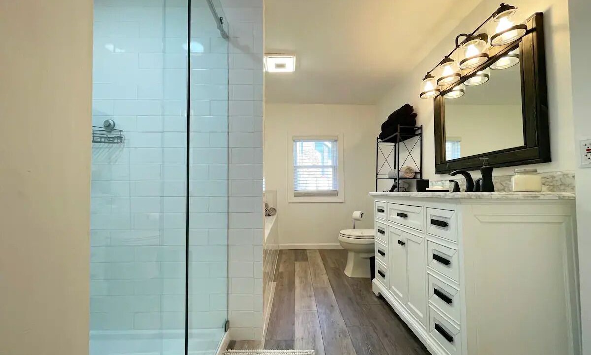 Photo of Bathroom in Beurys Lake