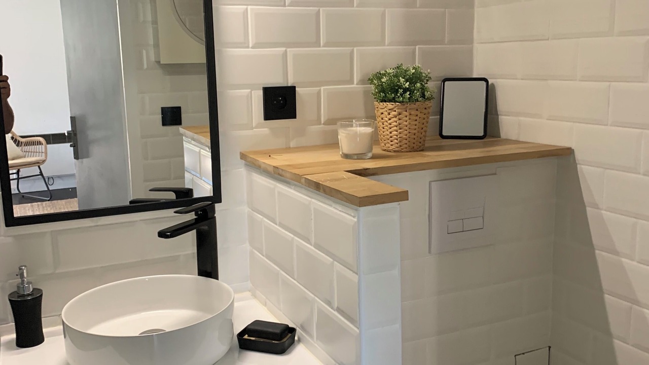 Photo of Bathroom in Loupian
