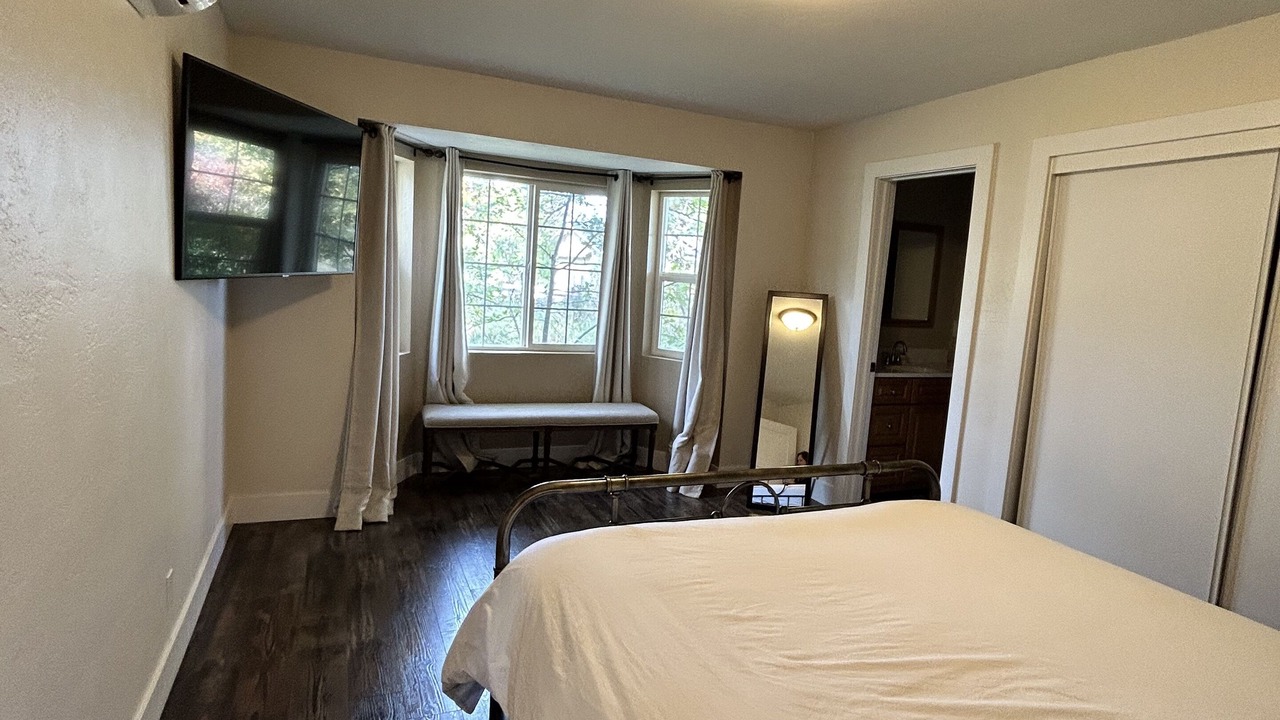 Photo of Bedroom in Medford