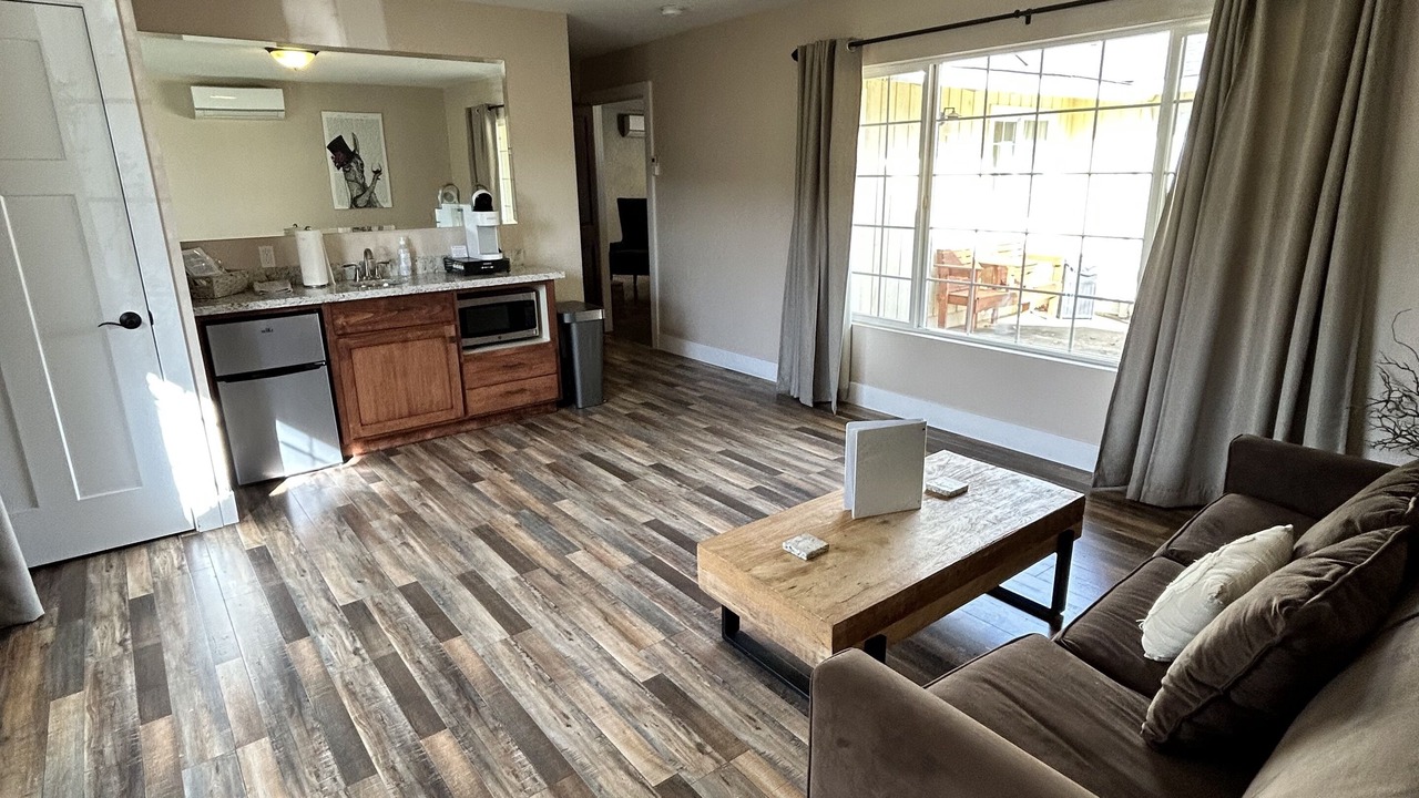 Photo of Livingroom in Medford