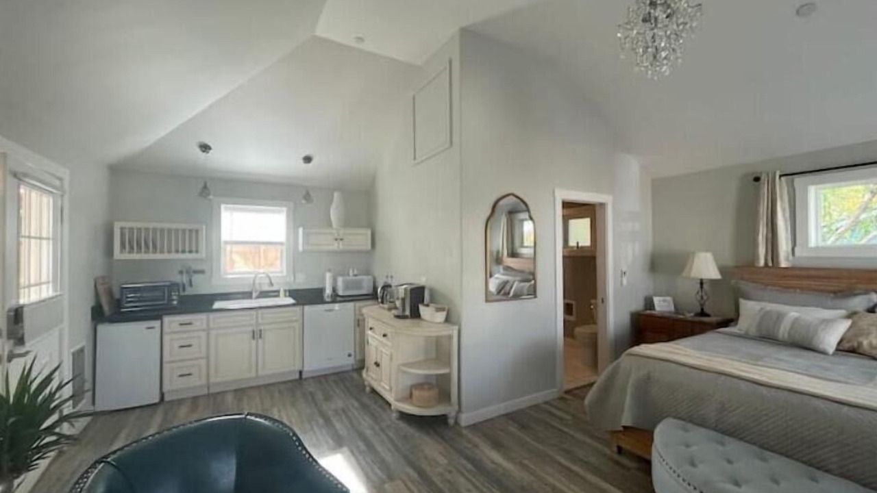 Photo of Bedroom in Historic Railroad District