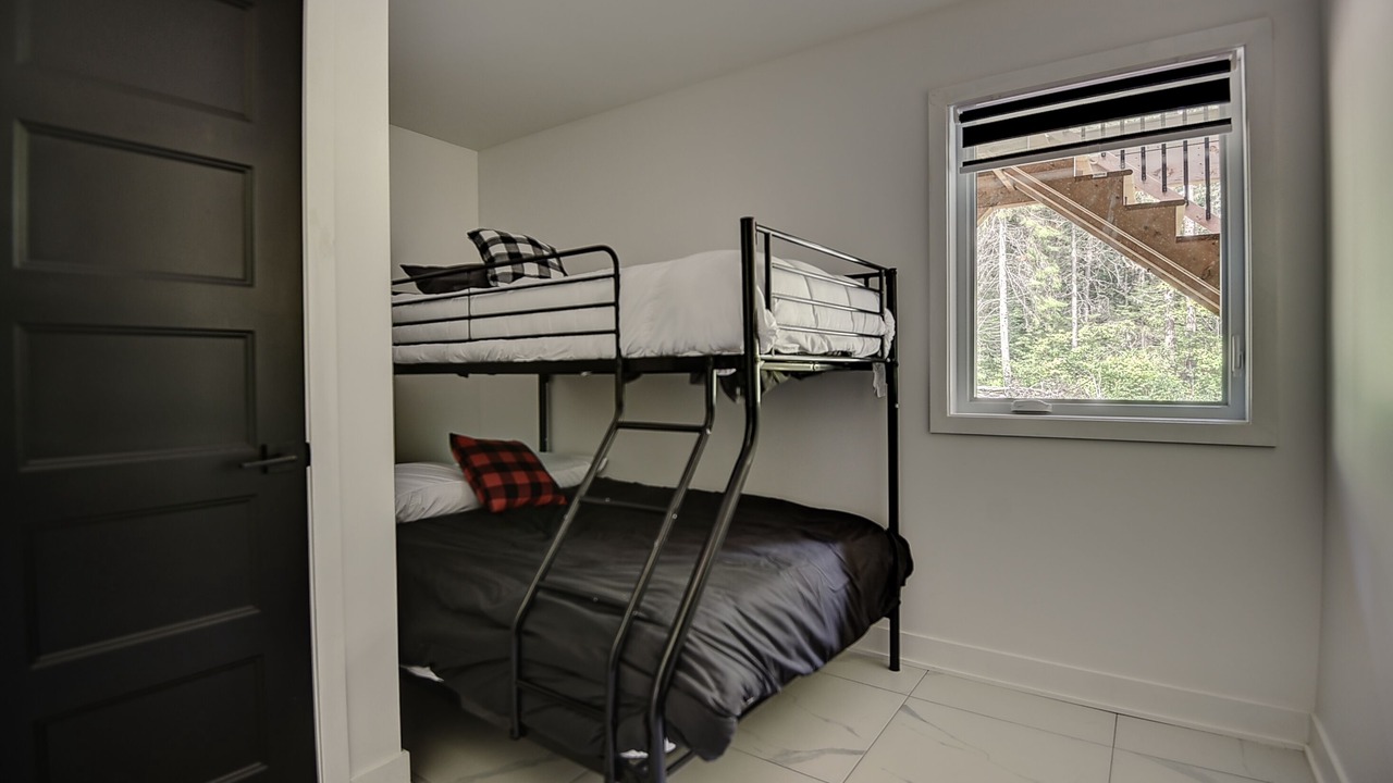 Photo of Bedroom in Saint-Michel-des-Saints
