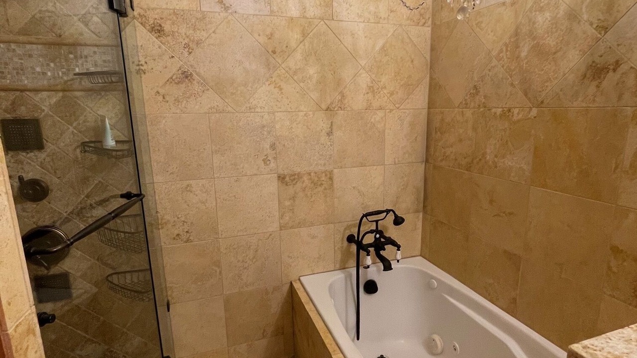 Photo of Bathroom in Parker Lane