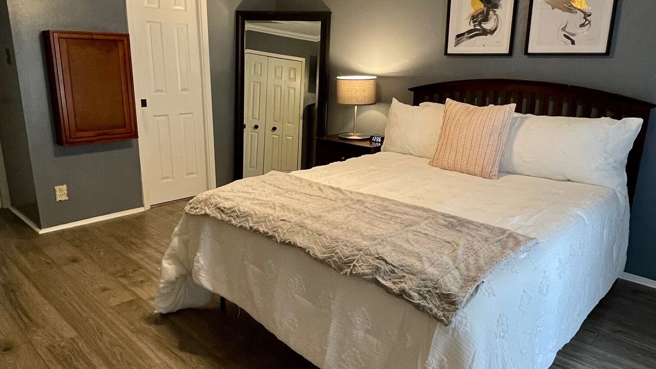 Photo of Bedroom in Parker Lane