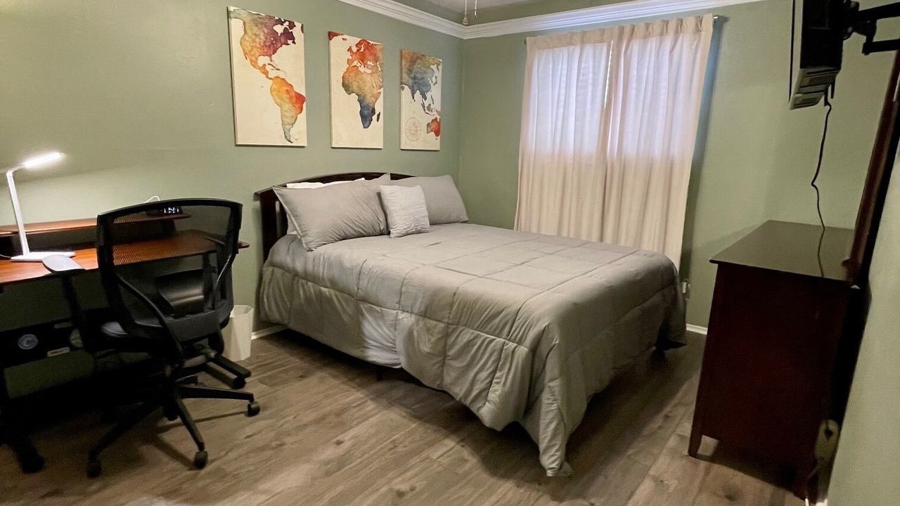 Photo of Bedroom in Parker Lane