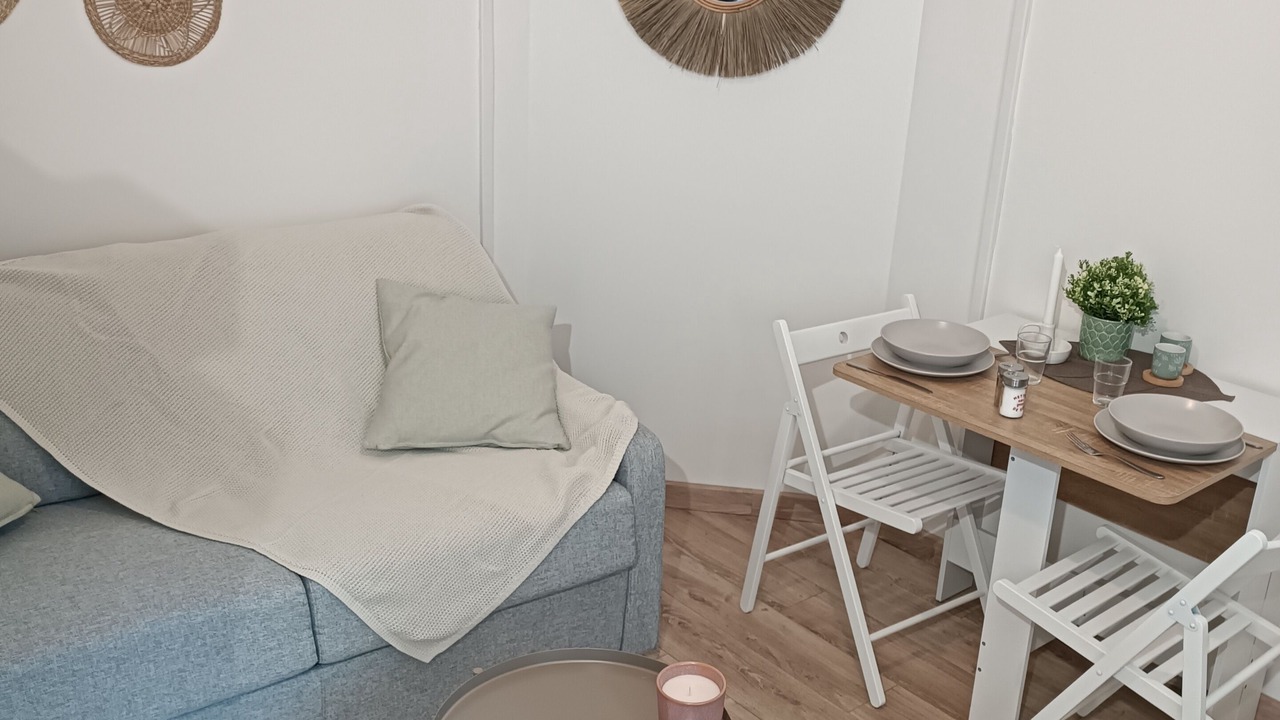 Photo of Livingroom in Homecourt